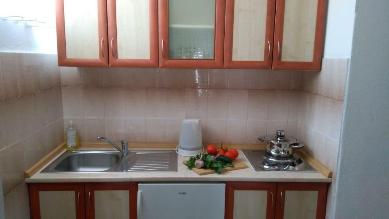 House Nede Medic Brela Exterior foto